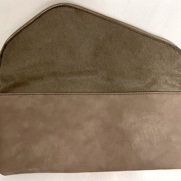 SOLE SOCIETY Tami Fur Clutch NWOT - Picture 11 of 14